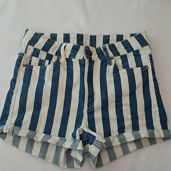 H&M Divided Shorts Striped Blue White Sz 6 - Picture 1 of 6